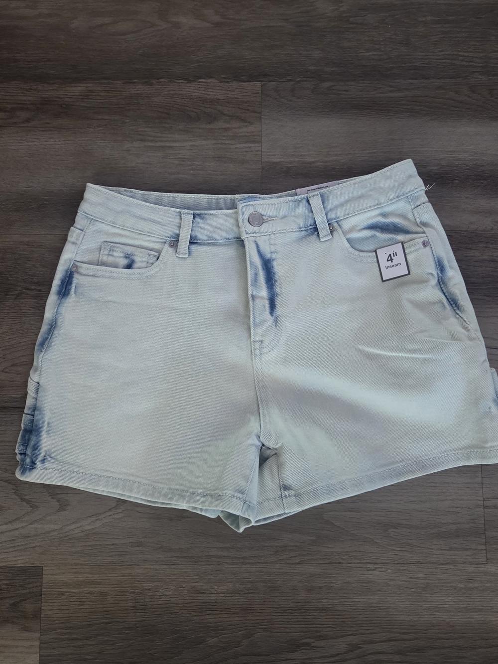 NWT Time and Tru Women's High Rise Denim Carpenter Cargo Light Wash Shorts Sz 6